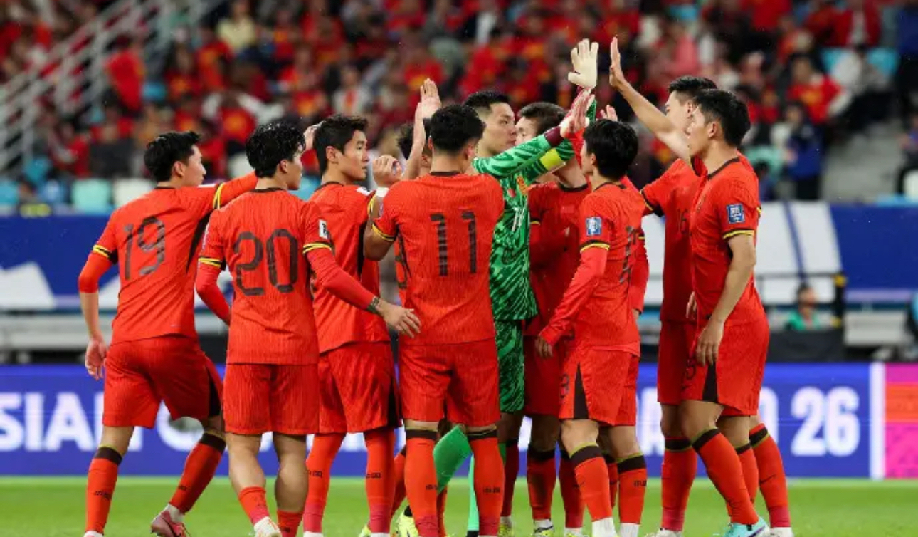 星空体育中国官网-各队全力备战国际比赛，争夺殊荣