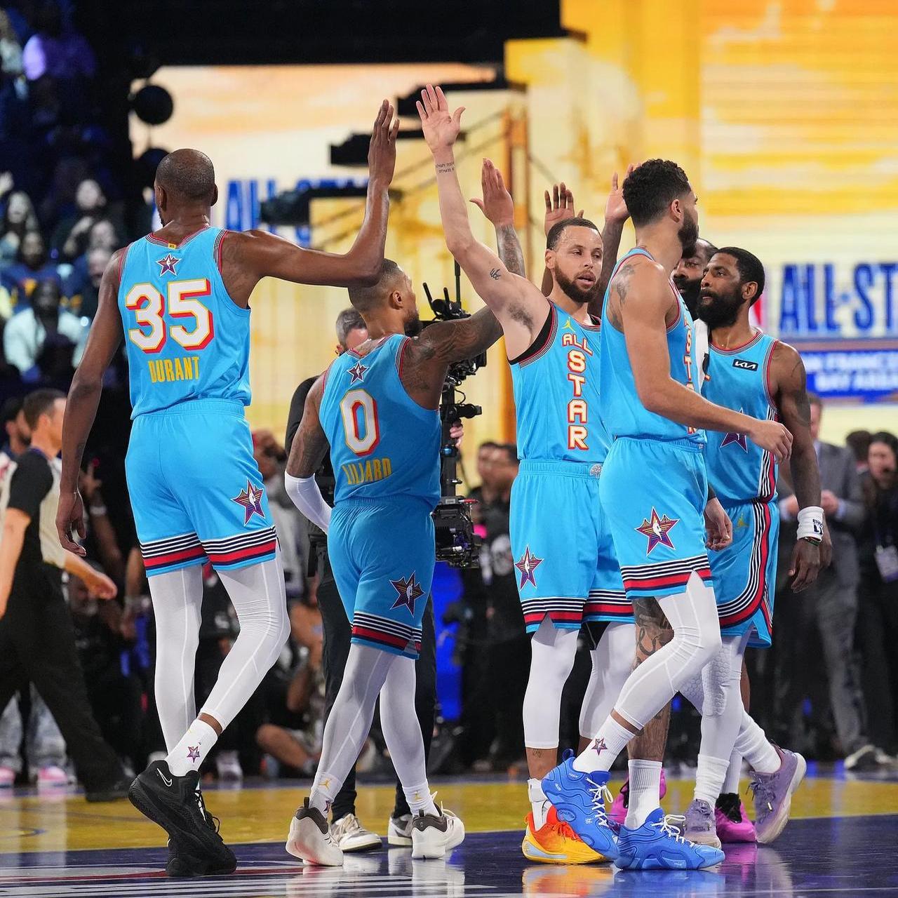 星空体育入口官网-紧张激烈！全明星阵容角逐头名荣誉的简单介绍