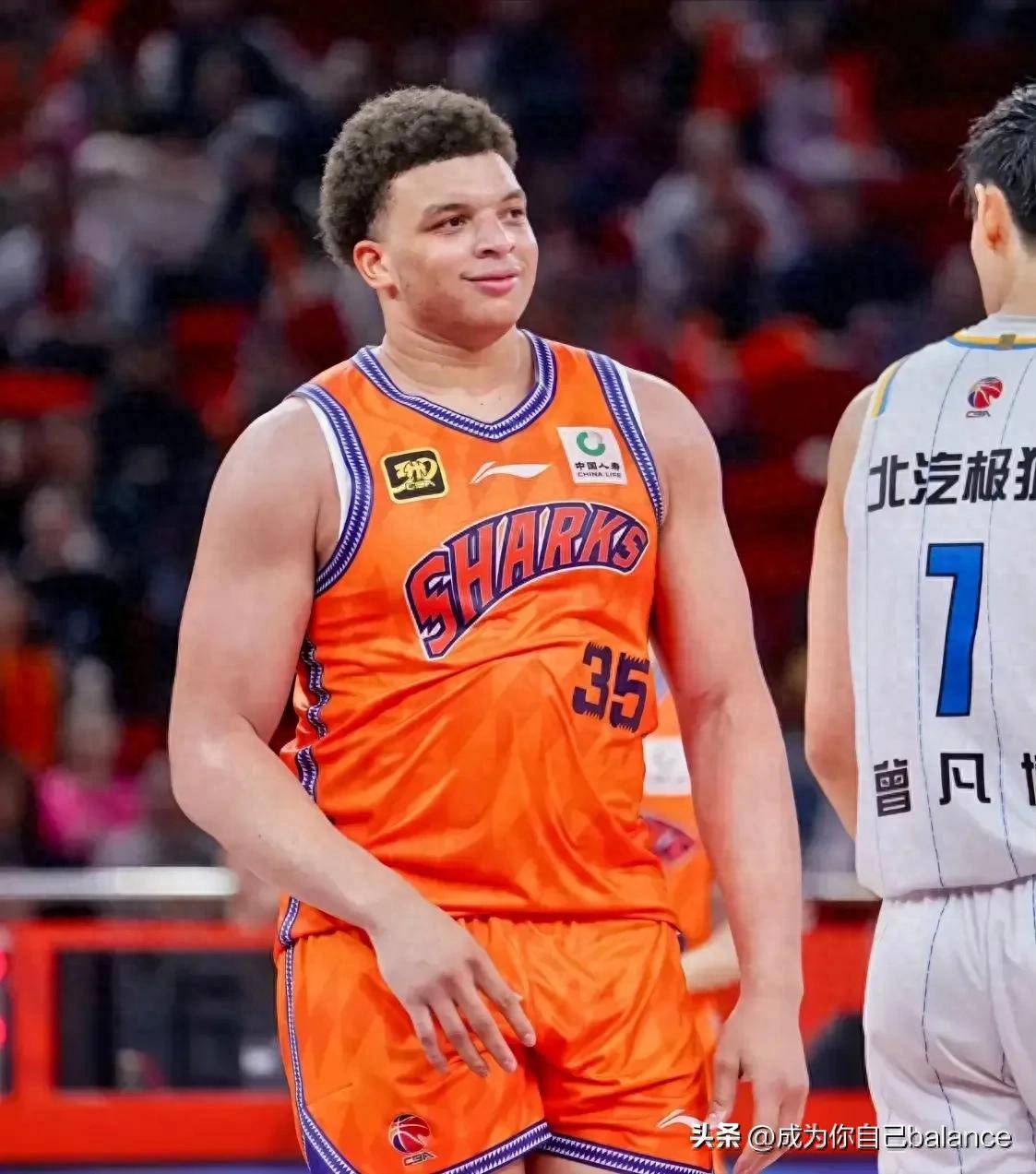 星空体育官网首页-阿尔巴塞摩力挽狂澜，逆袭取胜有望